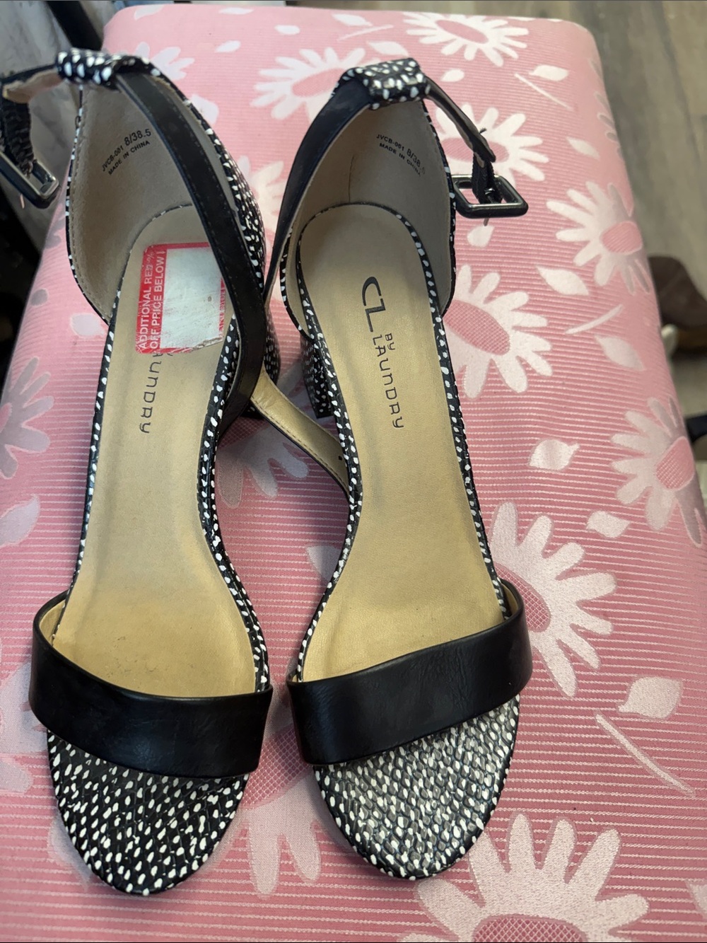 CL by Laundry Black & White Patterned Ankle-Strap Heels size 8US EUR 38.5